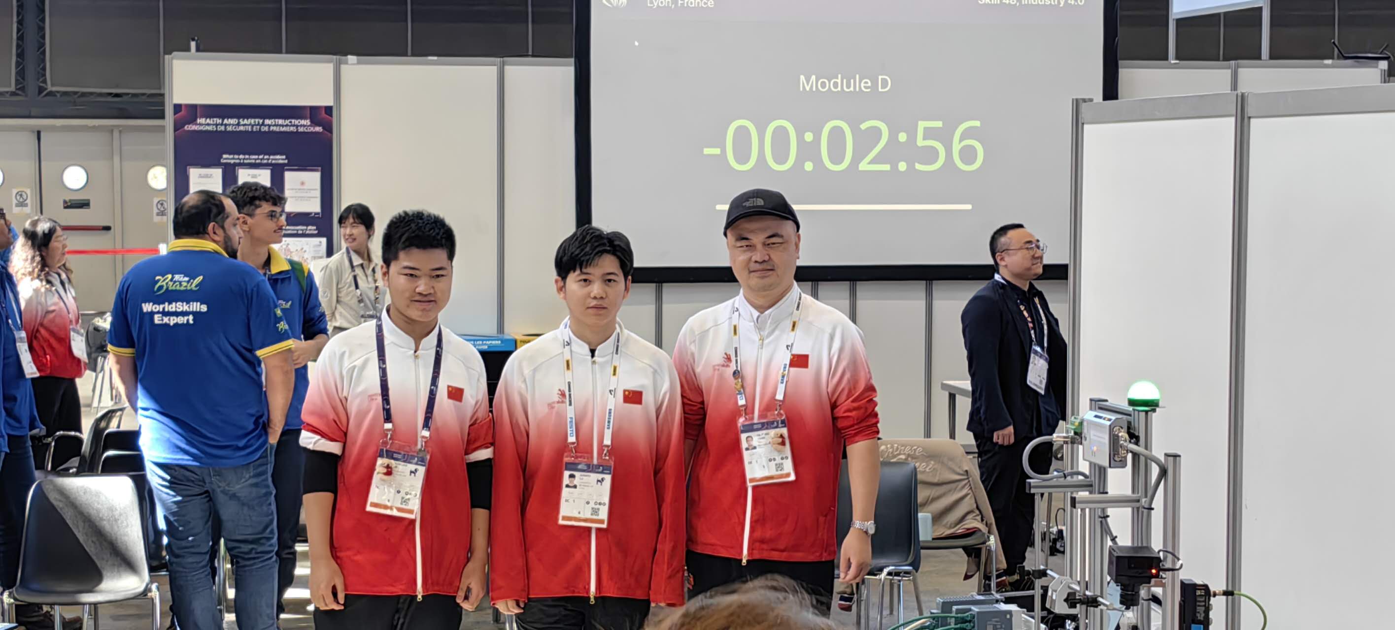 世界冠军！科创职院卢俊威、谢辉铉夺得第47届世界技能大赛金牌！
